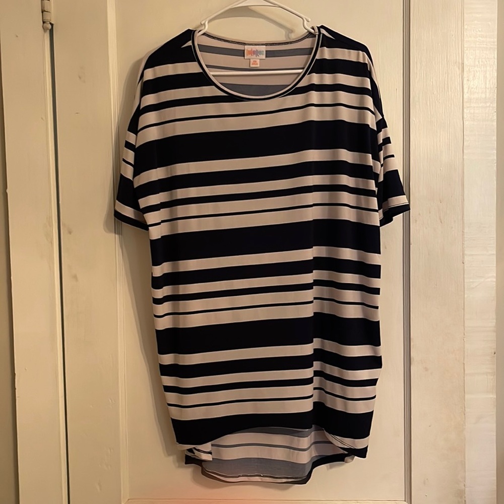 XS Lularoe Irma